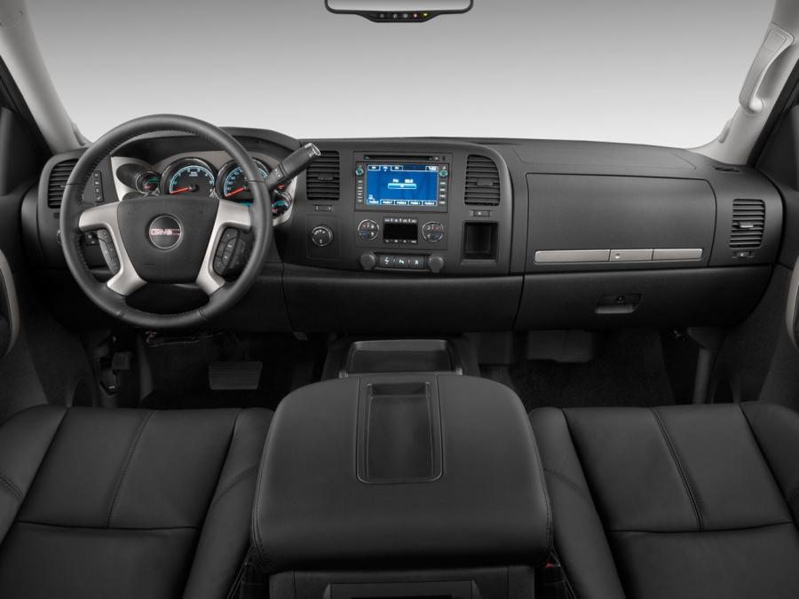  GMC Sierra Hybrid Crew Cab 2008 года  (фото 2 из 17)